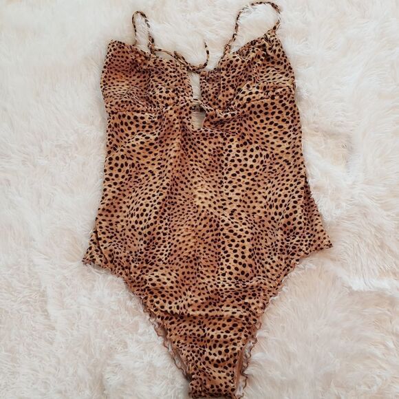 NWOT Women's Tunnel Keyhole One Piece Swim Suit from Shade Shore Animal Print - Picture 2 of 13